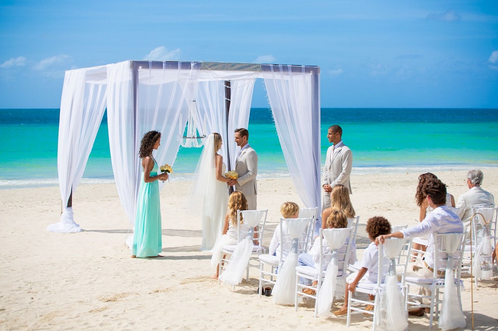  When Planning a Beach Wedding