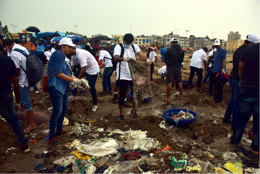 Tips to reduce plastic