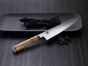 The Impact of Handle Material on Knife Performance A Comprehensive Exploration