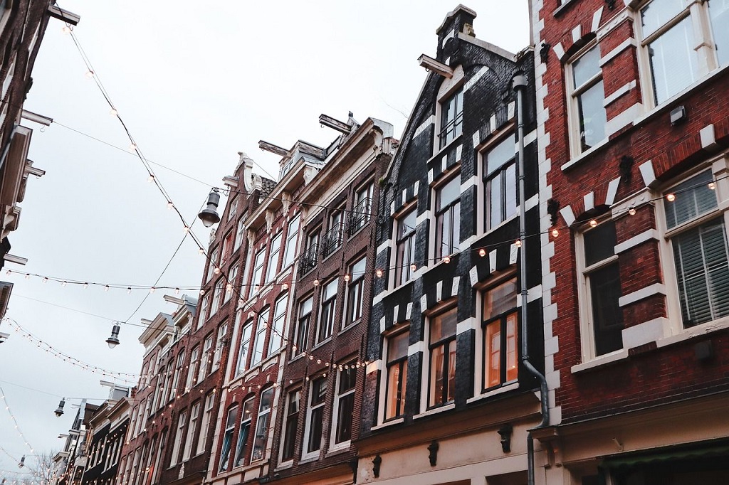 Discover Hidden Gem: Best Lunch Spot in Amsterdam