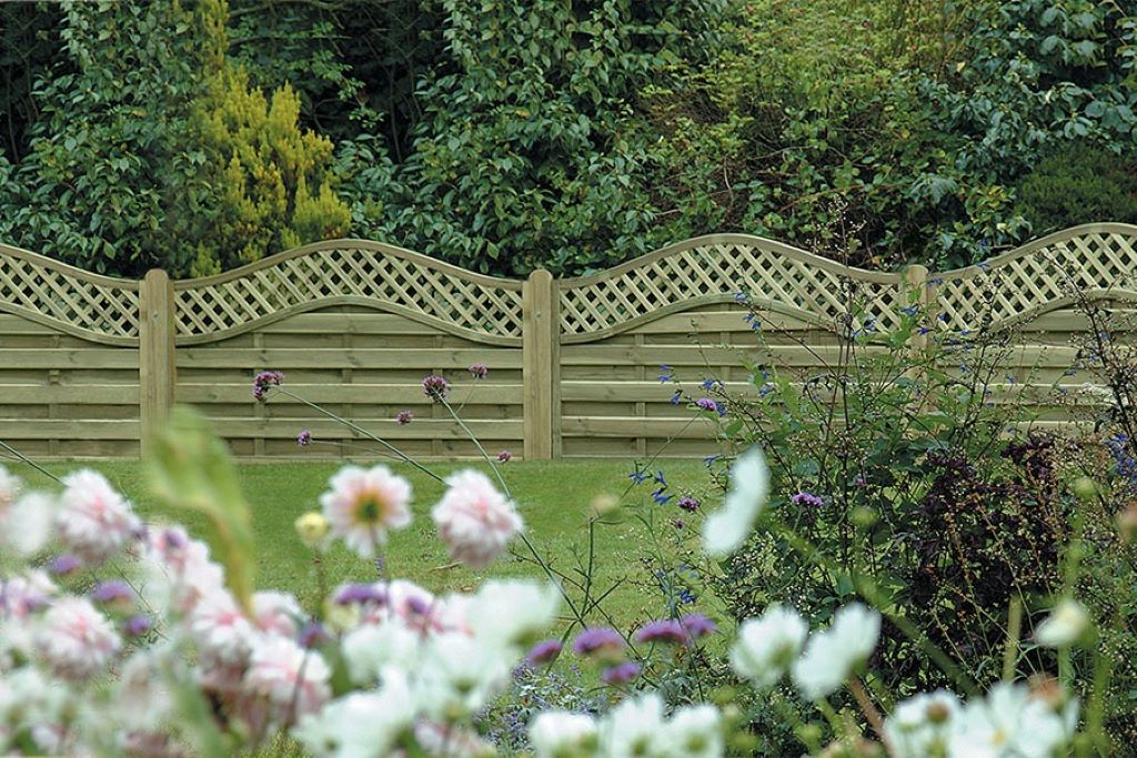 Eco-Friendly Fencing, Panels & Sustainable Fence Materials